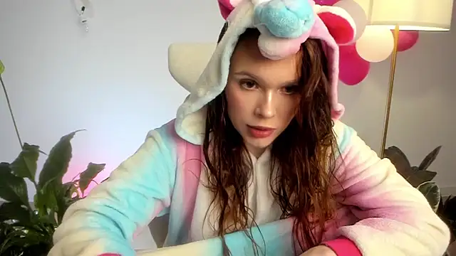 Snapshot of Pokemeboy chatting on 03-19-25, 06:55 Pokemeboy online show from 03-19-25, 06:55