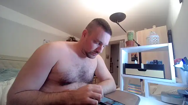 Snapshot of PowerToes chatting on 02-07-26, 10:24 PowerToes online show from 02-07-26, 10:24