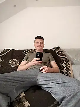 MrNoBoDy000 online show from 04-02-26, 06:11