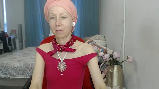 LuxuryNika online show from 07-15-26, 02:22