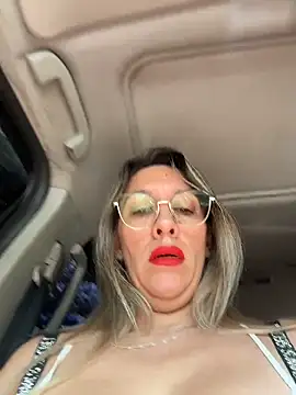 Gatitacarlita online show from 04-04-26, 05:21