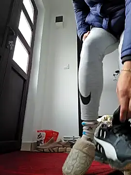 IsabelleCraft online show from 10-06-25, 09:51