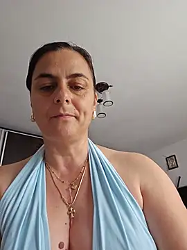 IsabelleCraft online show from 06-27-26, 10:42