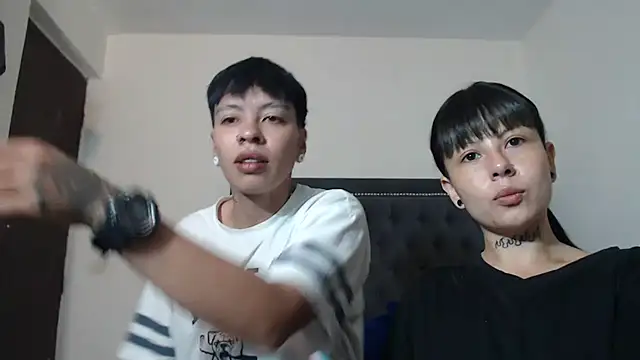 Snapshot of dulce_maria_x chatting on 01-12-25, 05:22 dulce maria x online show from 01-12-25, 05:22