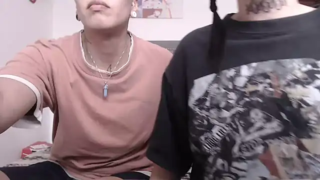 Snapshot of dulce_maria_x chatting on 03-20-25, 08:40 dulce maria x online show from 03-20-25, 08:40