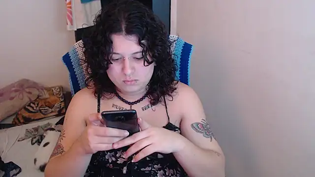 Snapshot of Smoke_trip_Alicia chatting on 01-31-26, 10:52 Smoke trip Alicia online show from 01-31-26, 10:52