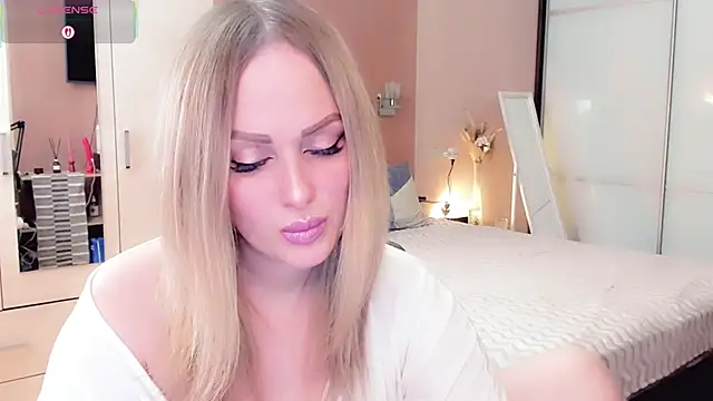 Libby Nora online show from 04-11-26, 09:57