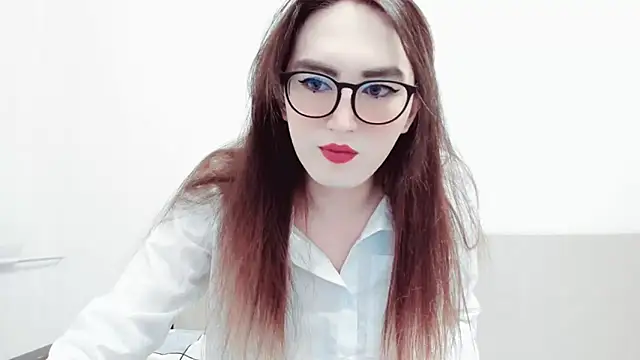 Snapshot of MinniMaksy chatting on 12-07-24, 08:55 MinniMaksy online show from 12-07-24, 08:55