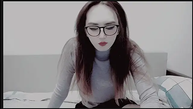 Snapshot of MinniMaksy chatting on 02-09-25, 08:54 MinniMaksy online show from 02-09-25, 08:54