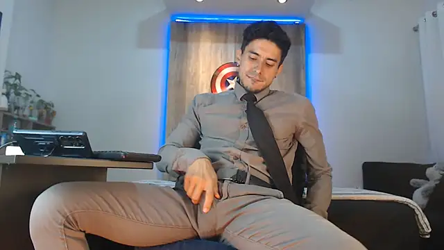 Andrew 4  online show from 11-13-25, 03:16