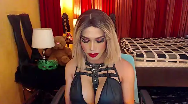 YourDreamPinayPie online show from 12-17-24, 12:22