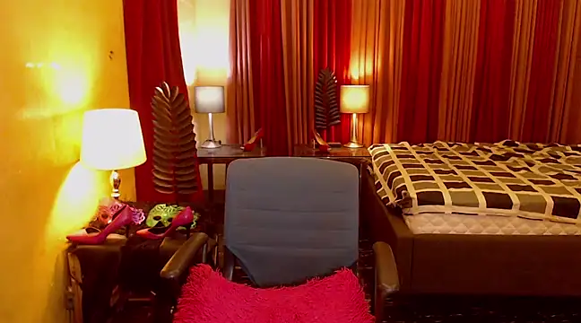 YourDreamPinayPie online show from 02-19-25, 10:42