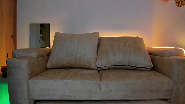 Snapshot of k4y_lover chatting on 01-14-25, 11:58 k4y lover online show from 01-14-25, 11:58