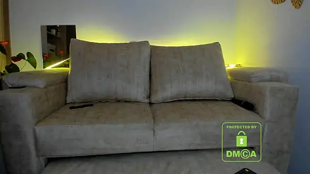 Snapshot of k4y_lover chatting on 03-23-25, 01:42 k4y lover online show from 03-23-25, 01:42