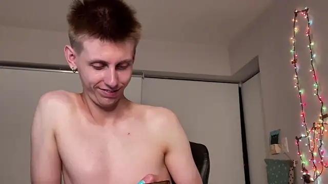 Snapshot of vladdymeow chatting on 01-12-25, 12:07 vladdymeow online show from 01-12-25, 12:07