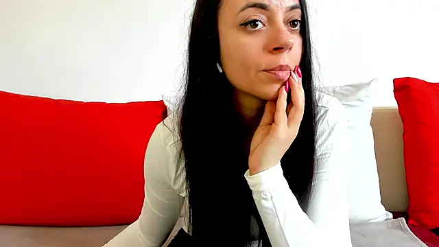 Snapshot of cute_angel95 chatting on 03-13-25, 10:47 cute angel95 online show from 03-13-25, 10:47
