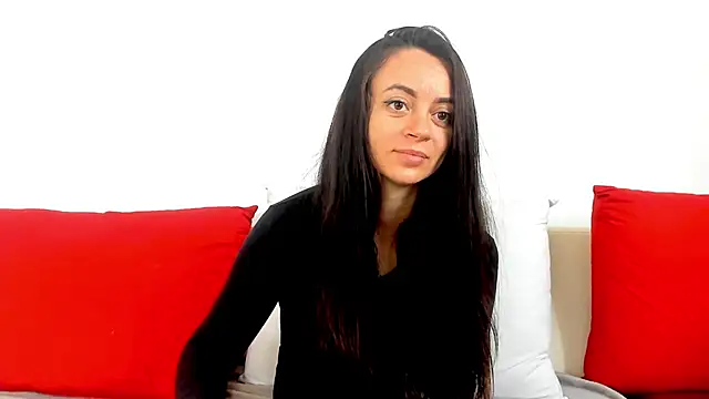 Snapshot of cute_angel95 chatting on 09-20-25, 06:36 cute angel95 online show from 09-20-25, 06:36