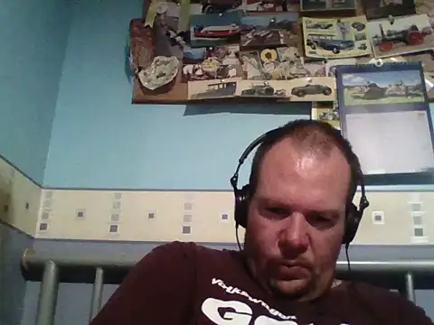 Snapshot of thickdick12331 chatting on 10-17-25, 09:06 thickdick12331 online show from 10-17-25, 09:06
