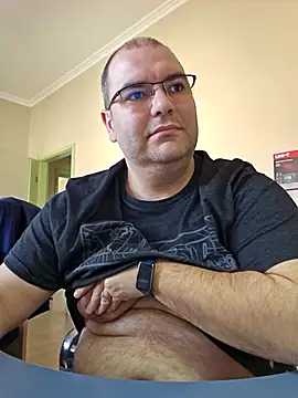 Snapshot of Andrew1900529 chatting on 02-25-25, 12:03 Andrew1900529 online show from 02-25-25, 12:03