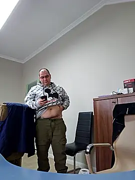 Andrew1900529 online show from 01-13-26, 07:57