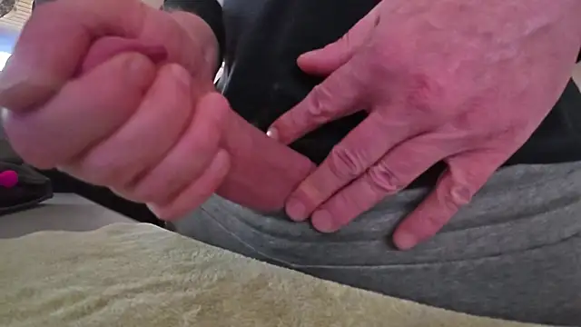 NylonHype online show from 03-01-25, 12:34