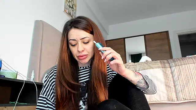 Snapshot of BrianaDiamondXXX chatting on 02-28-25, 09:36 BrianaDiamondXXX online show from 02-28-25, 09:36