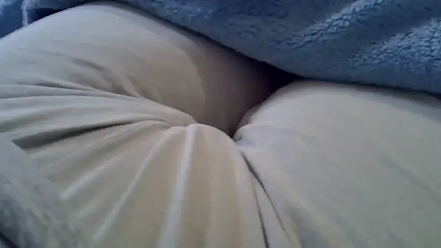 perescam online show from 10-20-25, 03:23