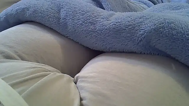 Snapshot of perescam chatting on 07-04-26, 02:12 perescam online show from 07-04-26, 02:12