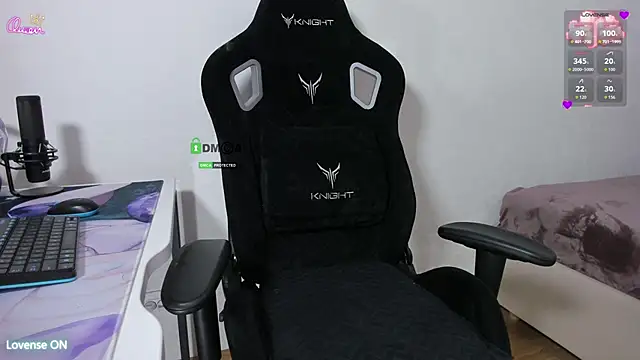 SkyqueenI online show from 02-27-26, 08:03