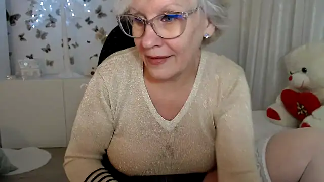 Snapshot of Ghertrude52 chatting on 03-21-25, 07:33 Ghertrude52 online show from 03-21-25, 07:33