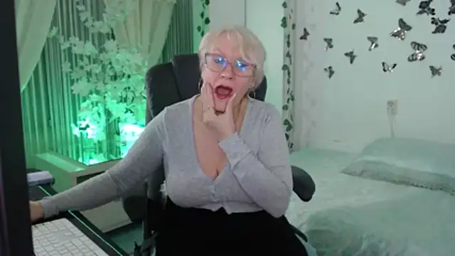 Ghertrude52 online show from 02-18-26, 04:52