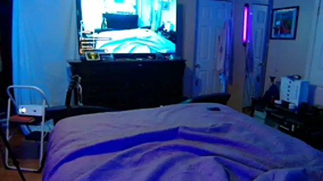 Snapshot of AerobicSleeve chatting on 02-12-26, 07:36 AerobicSleeve online show from 02-12-26, 07:36