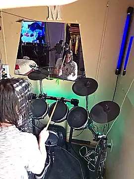 Snapshot of AerobicSleeve chatting on 02-17-26, 02:02 AerobicSleeve online show from 02-17-26, 02:02