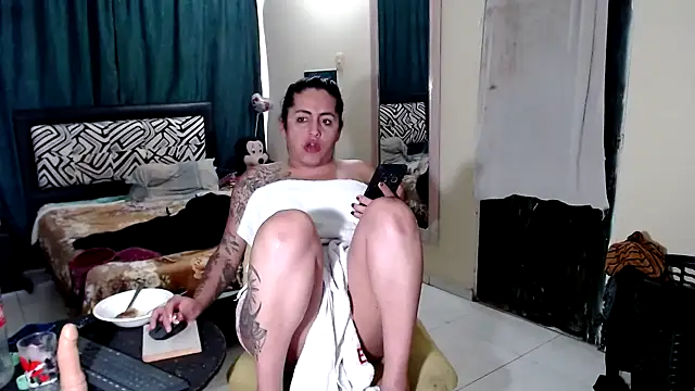 Snapshot of Sashaferrari2000 chatting on 01-13-26, 08:47 Sashaferrari2000 online show from 01-13-26, 08:47