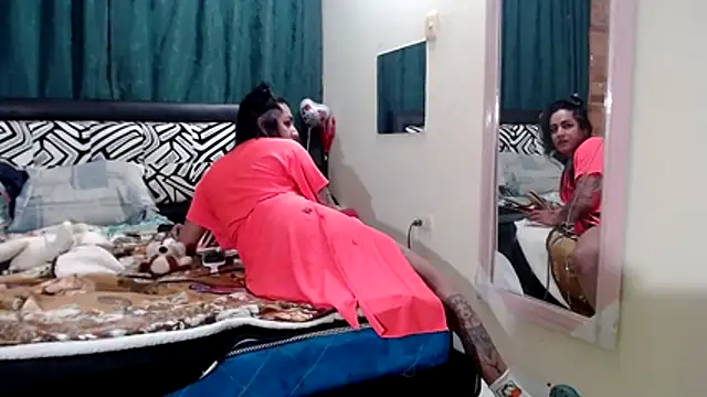 Snapshot of Sashaferrari2000 chatting on 02-12-26, 02:50 Sashaferrari2000 online show from 02-12-26, 02:50