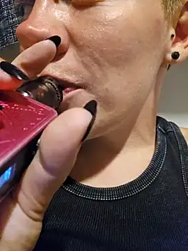 PinkTheHawk online show from 12-24-24, 08:22