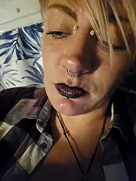 PinkTheHawk online show from 01-23-25, 11:04