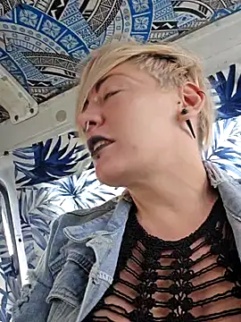 PinkTheHawk online show from 02-21-25, 10:26