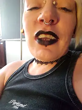 PinkTheHawk online show from 09-18-25, 01:18