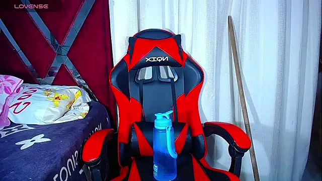 Snapshot of DanisaBrown chatting on 09-10-25, 02:06 DanisaBrown online show from 09-10-25, 02:06