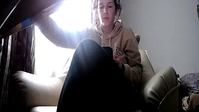 Snapshot of SexxyLety chatting on 04-18-26, 09:57 SexxyLety online show from 04-18-26, 09:57