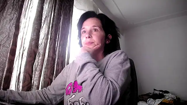 Snapshot of SexxyLety chatting on 05-21-26, 12:01 SexxyLety online show from 05-21-26, 12:01