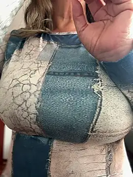 emma tour online show from 12-17-25, 04:13