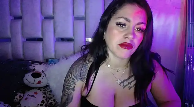chelaqueen  online show from 01-08-25, 10:58