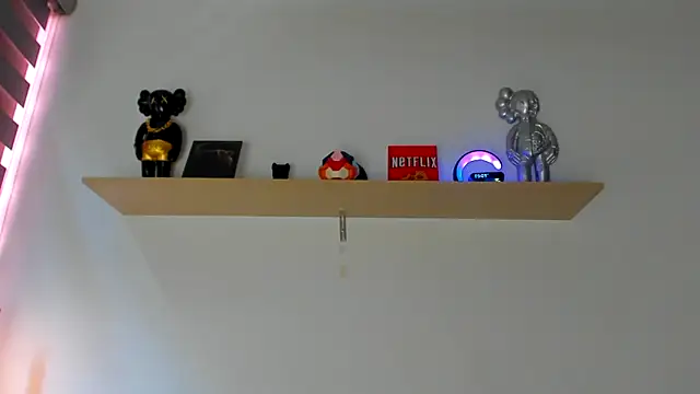 Snapshot of camilo_restrepo21 chatting on 02-09-25, 02:07 camilo restrepo21 online show from 02-09-25, 02:07