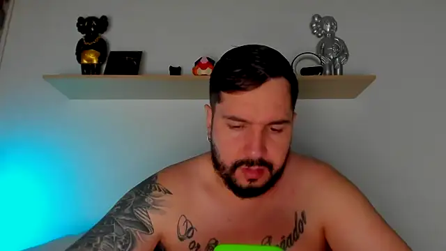 Snapshot of camilo_restrepo21 chatting on 03-04-25, 11:32 camilo restrepo21 online show from 03-04-25, 11:32