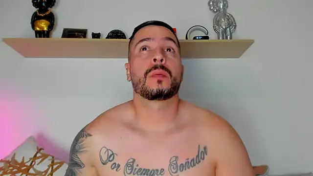 Snapshot of camilo_restrepo21 chatting on 09-11-25, 11:27 camilo restrepo21 online show from 09-11-25, 11:27