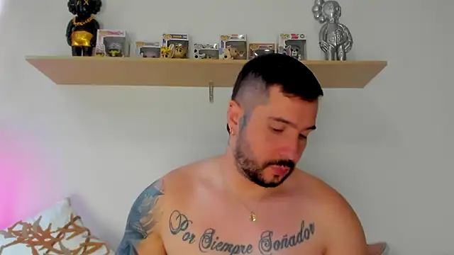 Snapshot of camilo_restrepo21 chatting on 10-20-25, 09:59 camilo restrepo21 online show from 10-20-25, 09:59