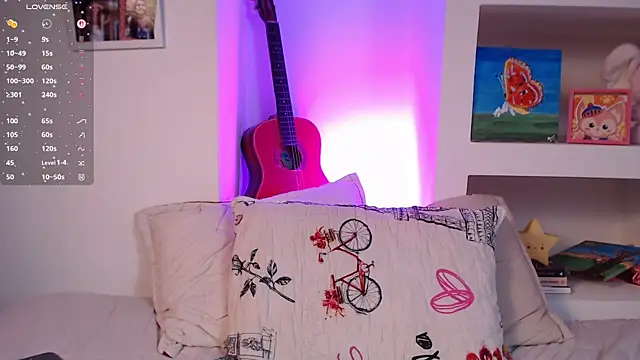 Snapshot of lailypink chatting on 07-11-26, 04:21 lailypink online show from 07-11-26, 04:21