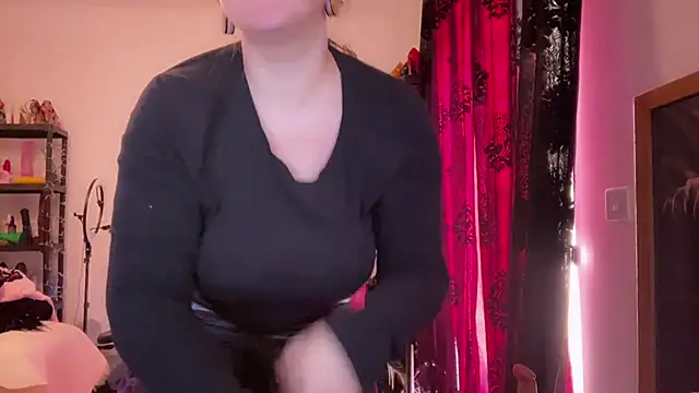 Snapshot of kisicaxx chatting on 01-09-26, 09:56 kisicaxx online show from 01-09-26, 09:56